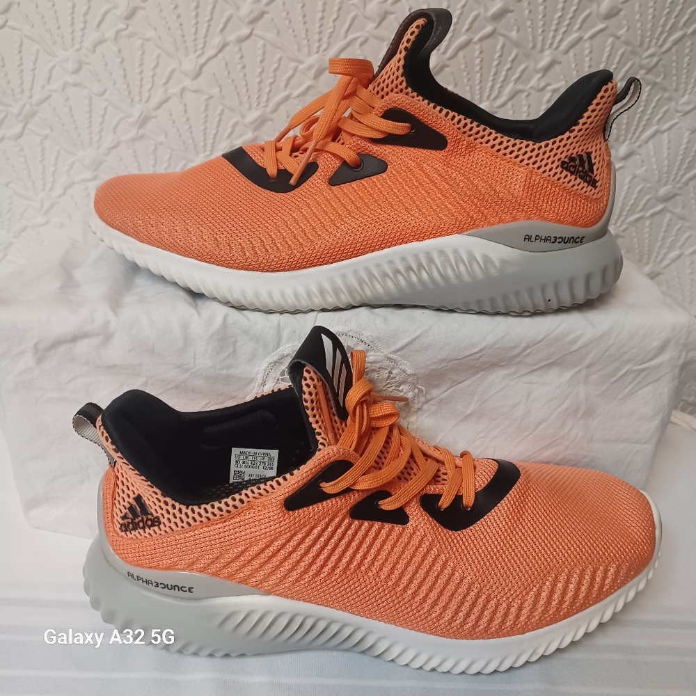 Adidas Alpha Bounce 3 Atheletic Men Size 10 Peach and Black Sneakers - Picture 5 of 14